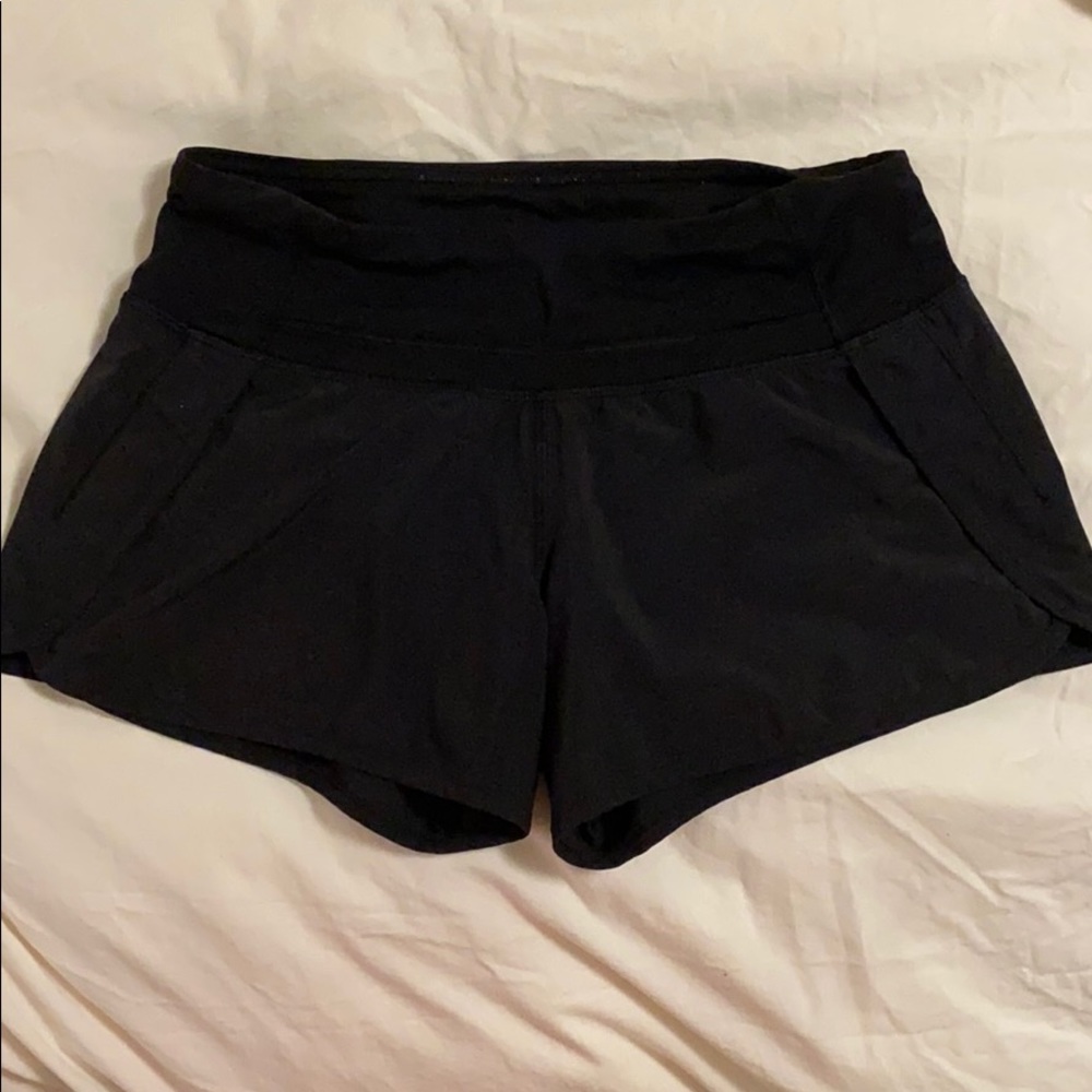 Lululemon speed up short 2.5” Size 4
